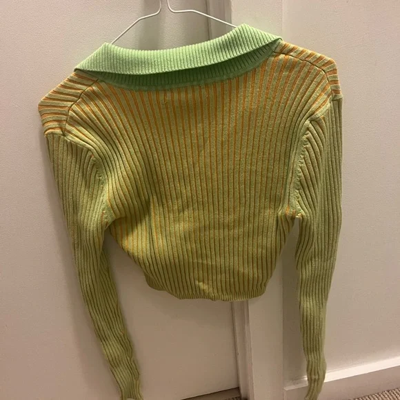 Crop top - Picture 3 of 3